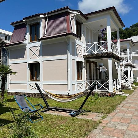 Guest House Nia Gonio Extérieur photo