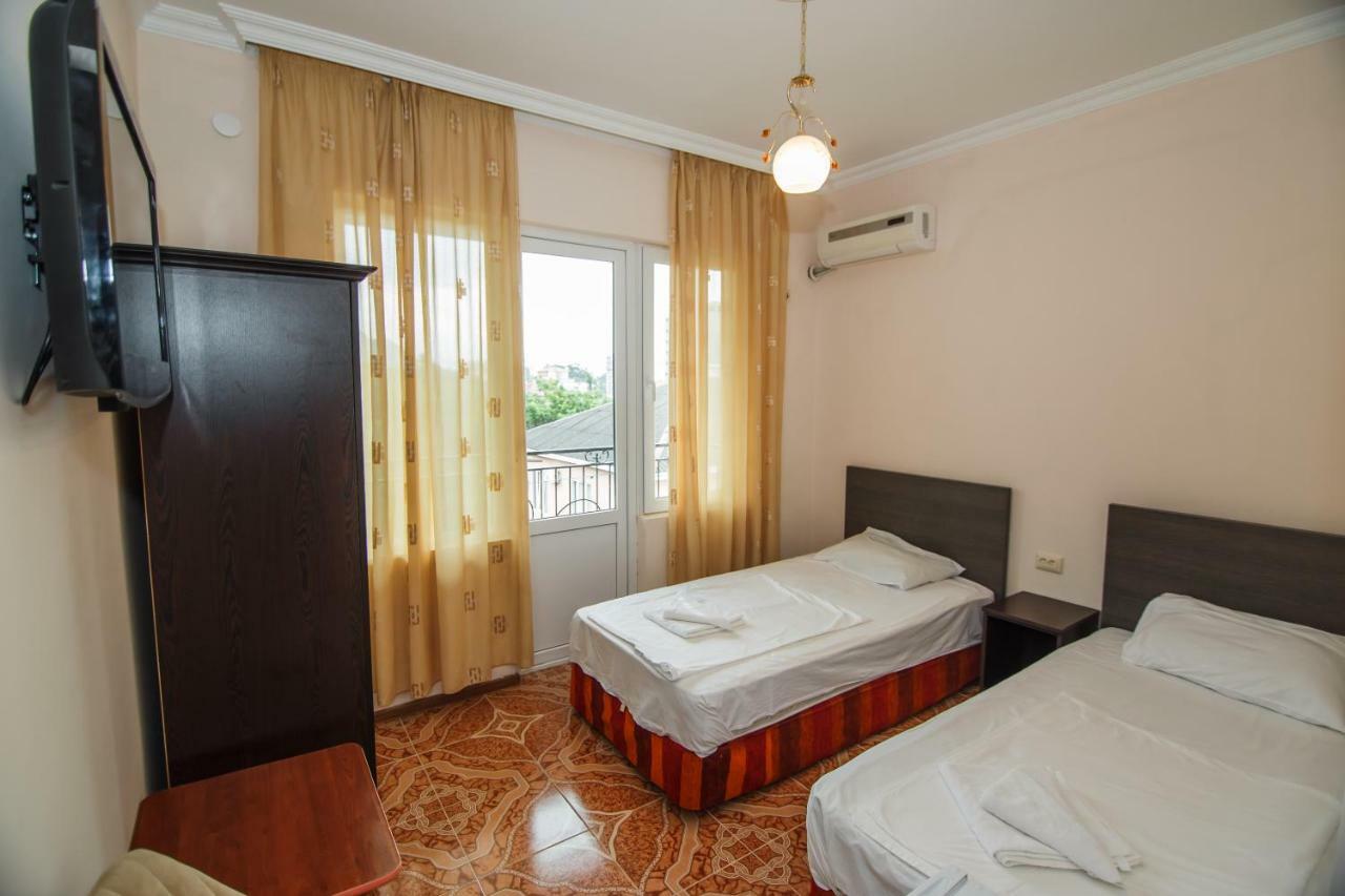 Guest House Nia Gonio Extérieur photo