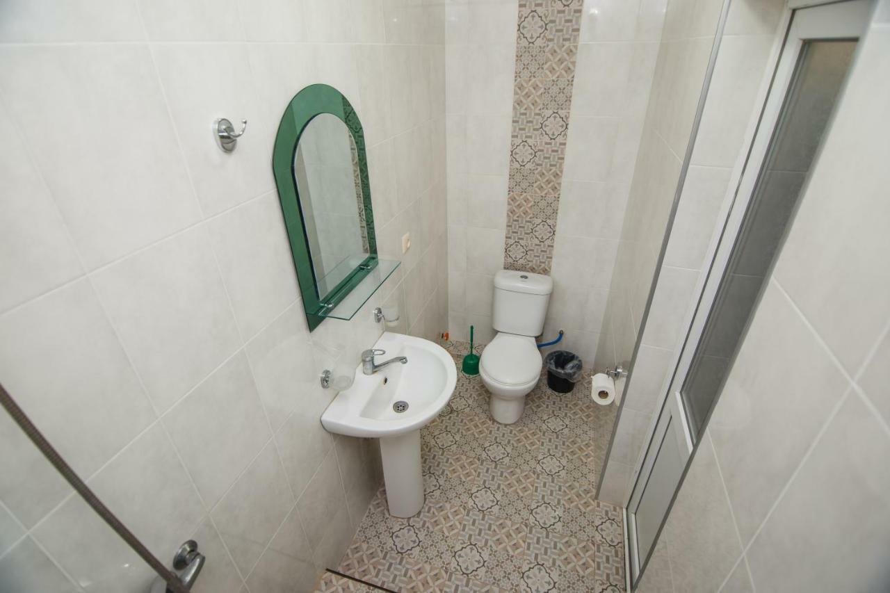 Guest House Nia Gonio Extérieur photo