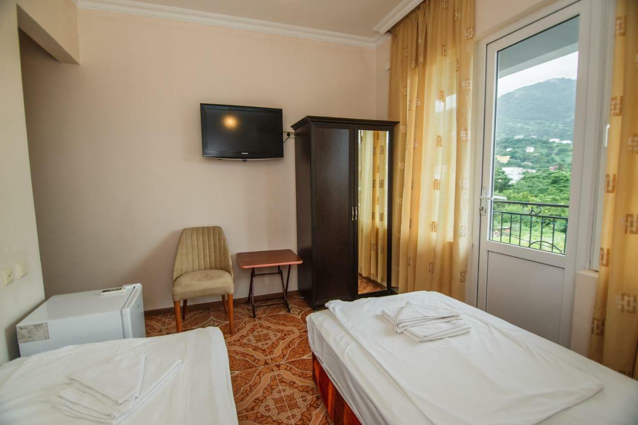 Guest House Nia Gonio Extérieur photo